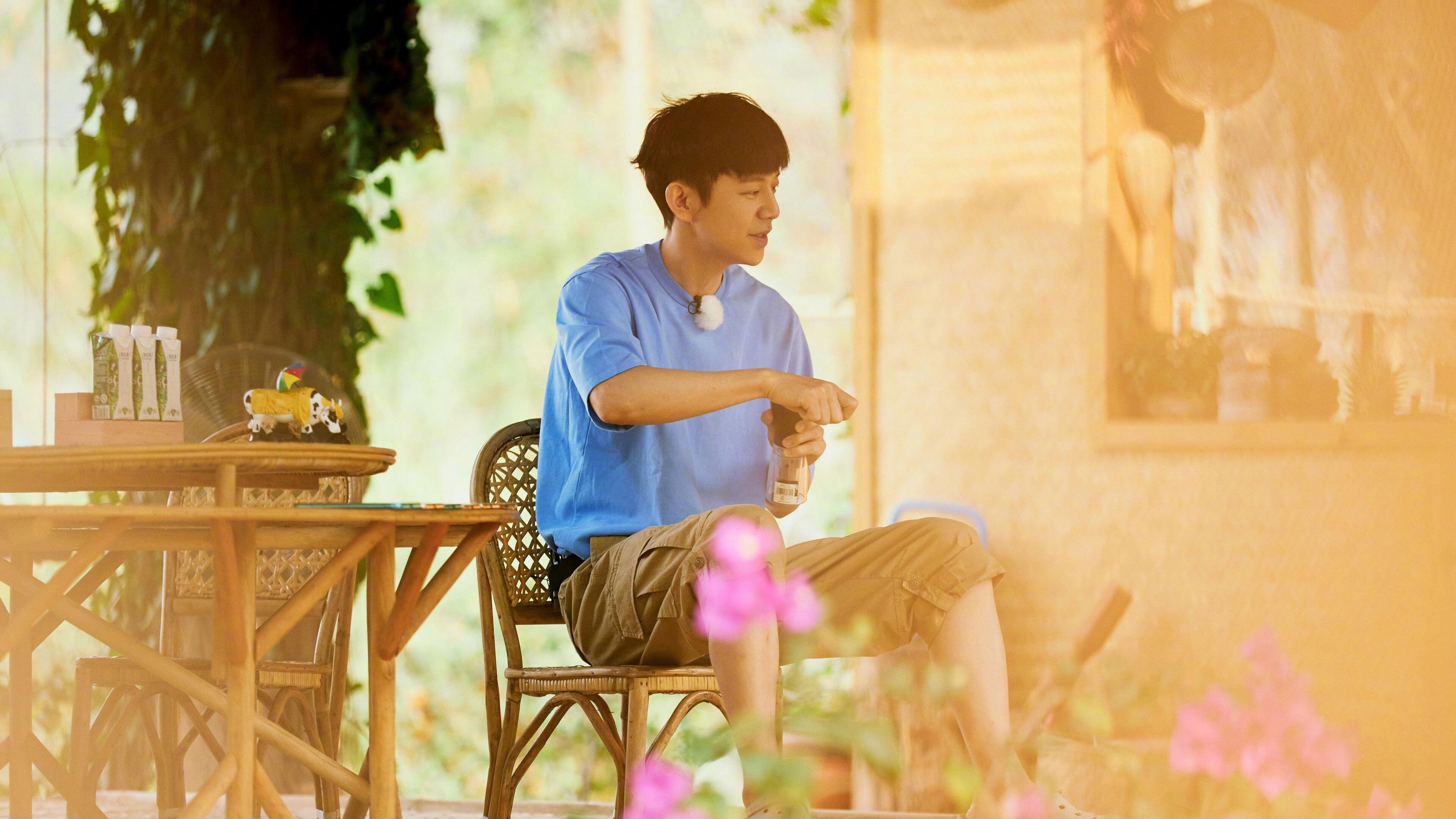 “青少年足球训练营新体系全面启用，激发足球梦想”，青少年足球培训班