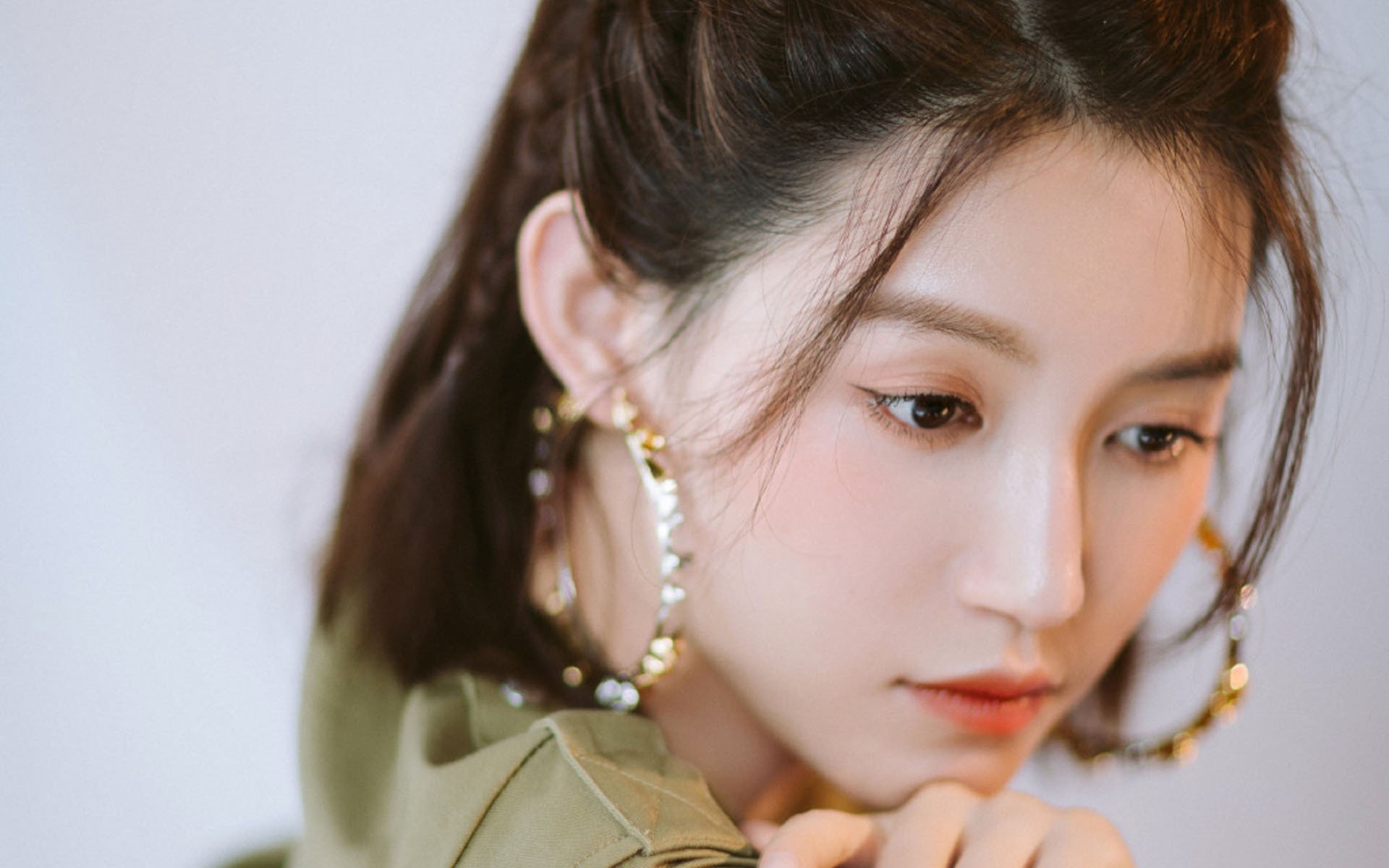 西甲亮点不断,精彩门球和精彩扑救交织上演,西门足球