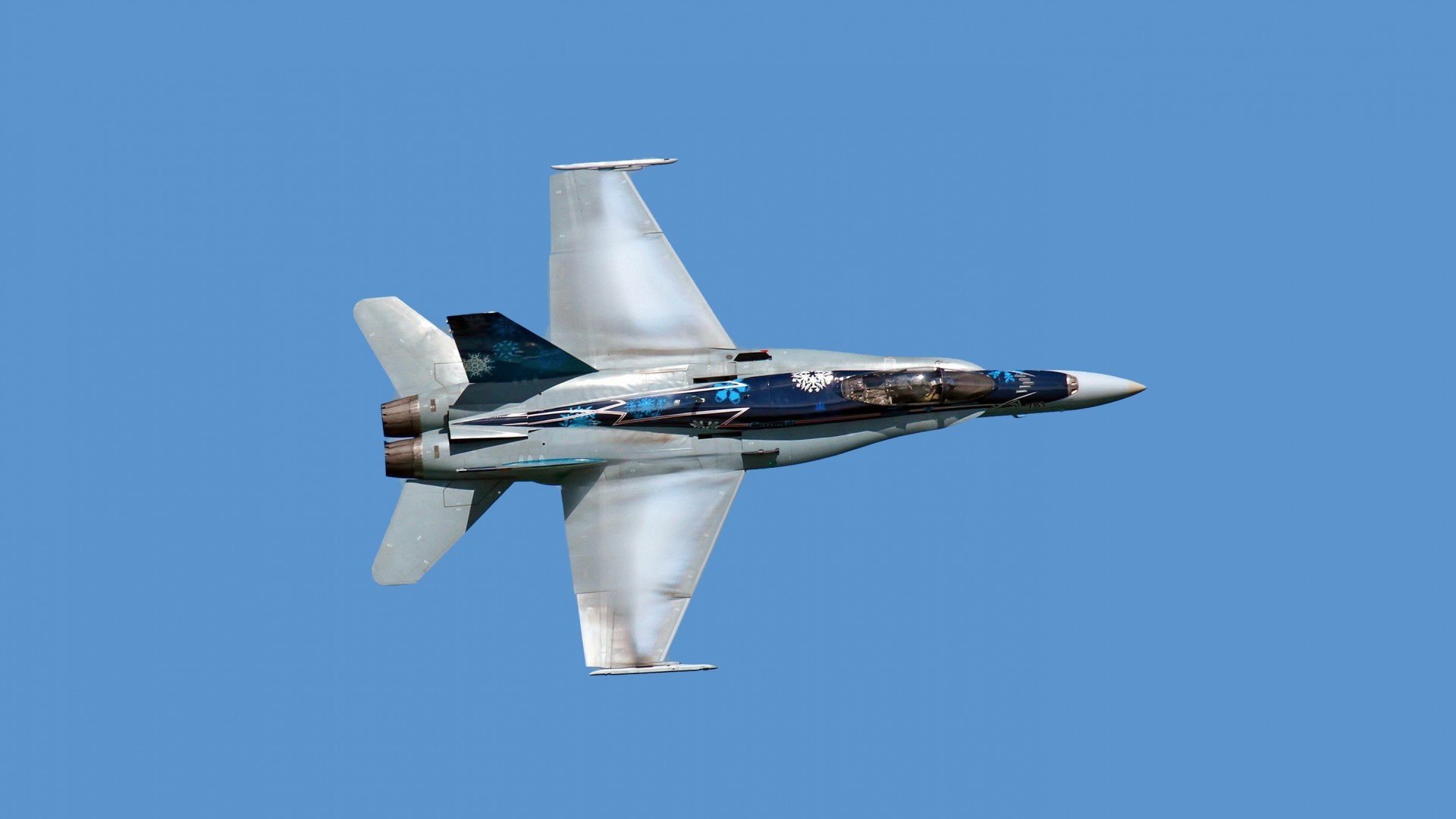 亚洲荣耀：泰国队大战俄罗斯，中场对决，泰国联赛