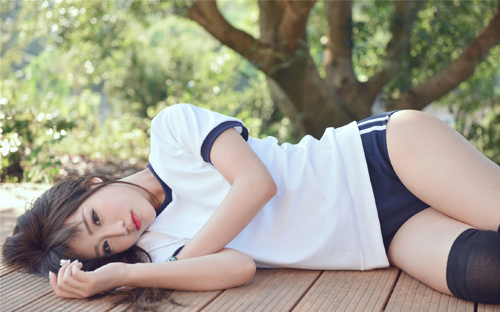 球队战术大比拼:攻防转换的艺术,篮球比赛中的攻防转换名词解释