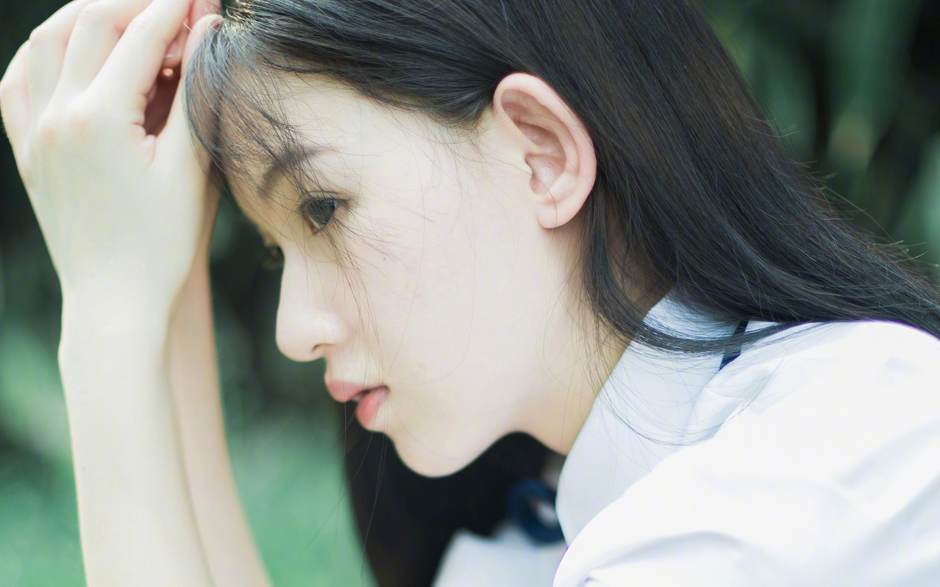 吉尔吉斯斯坦男篮在亚洲预赛中拼搏，追逐突破