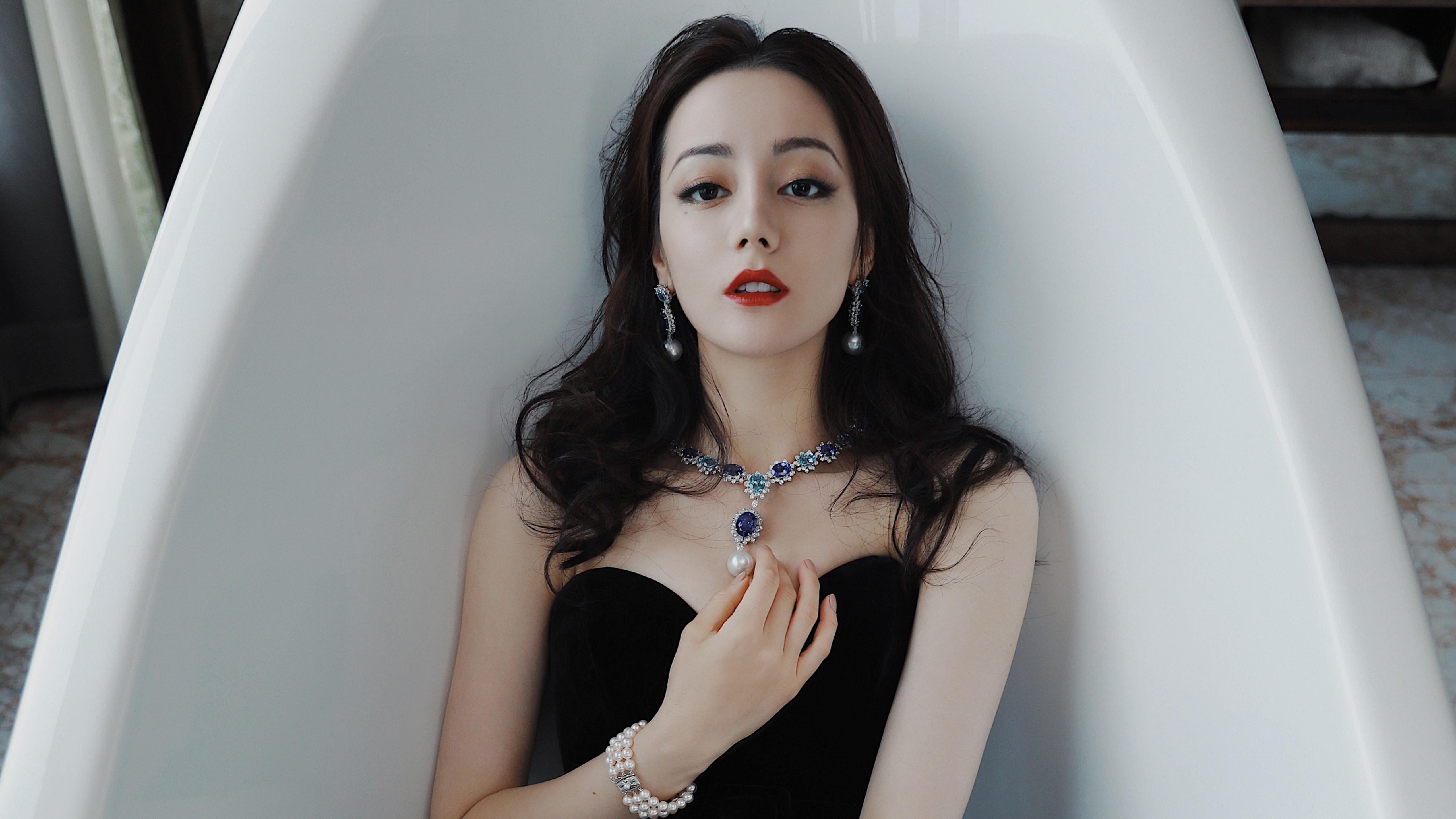 新西兰全黑队和南非春bok队:冠军锦标赛上的经典对抗,新西兰全黑队球员